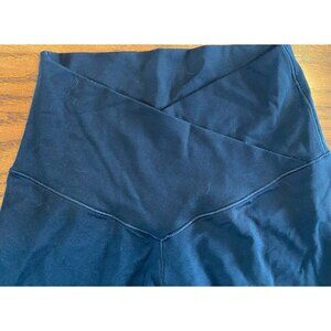 OFFLINE By Aerie Real Me High Rise Short Inseam Leggings 7/8